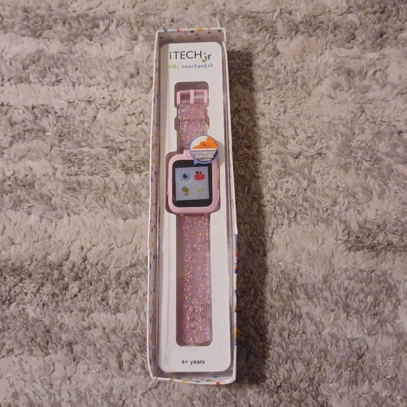 Itech Jr kids glitter smartwatch - Picture 1 of 10